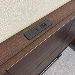 シングルベッドフレームコンセント収納付きの画像