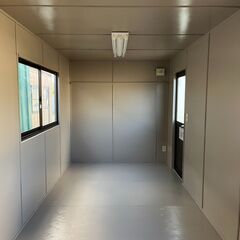 【三重】① 4坪ハウス　(土日引き取り可)　エアコン　8畳　コンテナハウス　ユニット　トレーラー　大型　事務所　倉庫　物置　【配送可】の画像