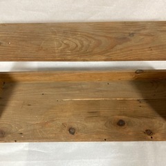 木製の棚　の画像