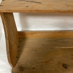 木製の棚　の画像