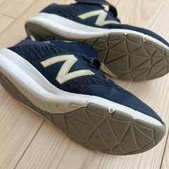 ニューバランス 20cmの画像