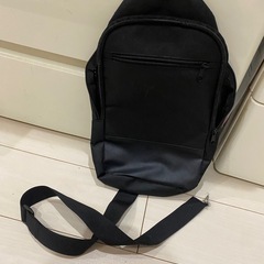 肩掛けカバンの画像