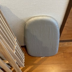 アイロンと台の画像