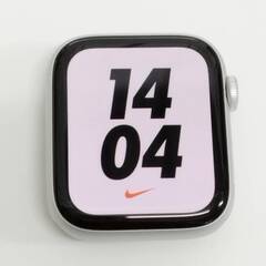 Apple Watch Nike SE 第1世代/GPS/44mm/A2352/シルバー〈MYYN2J/A〉の画像