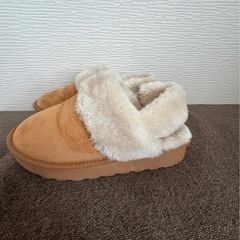 kids ムートンサンダル
の画像