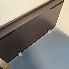 シングルベッドフレーム跳ね上げ収納ありの画像