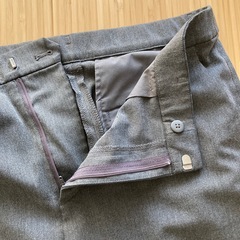 ユニクロ冬用ズボン2着XLグレー　の画像