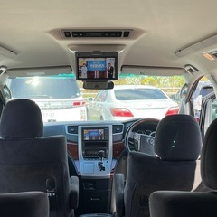 ブラックの方もOK  自社ローンあり　トヨタヴェルファイア　車検2年付　平成22年式　走行12万キロ　2,400cc 7人乗り　修復歴なし　HDDナビ　テレビ　DVD  バックカメラの画像