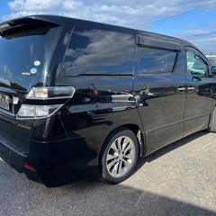 ブラックの方もOK  自社ローンあり　トヨタヴェルファイア　車検2年付　平成22年式　走行12万キロ　2,400cc 7人乗り　修復歴なし　HDDナビ　テレビ　DVD  バックカメラの画像