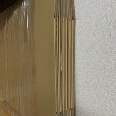 140サイズダンボール📦30枚程あるので、居る方の画像