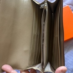 レザー財布の画像