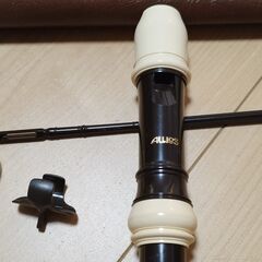 ALTOOS アルトオス ソプラノリコーダー G 502B ケース・付属品付 名前消し痕ありの画像