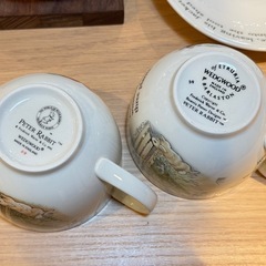 A7163【ウェッジウッド】ピーターラビット カップ＆ソーサー 2客 旧刻印 新刻印の画像