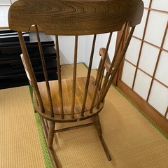 ロッキングチェアの画像