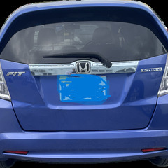 🚙フィットハイブリッド 早いもの勝ち❗️機関良好❗️の画像