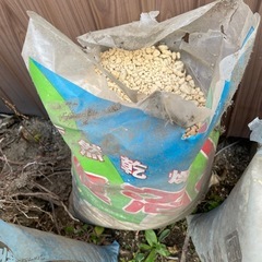 鹿沼土、ひゅうが土の画像