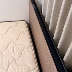 フランスベッド　セミダブル　引き出しつき付きの画像