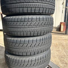 TOYOTA純正ホイールスタッドレス付き溝アリ195/65R15
の画像