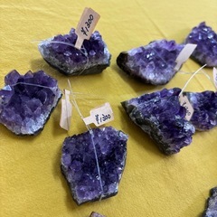 アメジスト 紫水晶 天然石 パワーストーン 鉱物 標本の画像