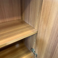 オフィス家具　棚　ロッカー　鍵付　本棚　什器　木目調　木製　チェリー　の画像