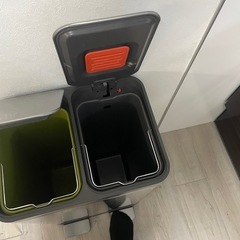 ゴミ箱の画像
