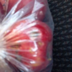 青森県産フジりんご★傷ありB級品★風味が豊かな品種の画像