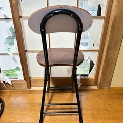 折りたたみテーブル・イスの画像