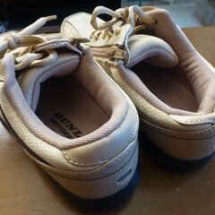 ダンロップ　レディース靴（23.0EEEE）の画像