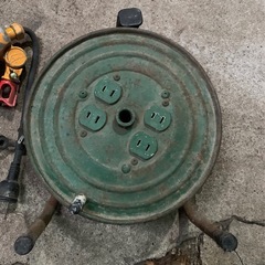 野外作業灯＋コードリールの画像