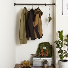 【アウトレット特価】突っ張り棒 強力 マットブラック 耐荷重50〜30kg 幅75〜120cm 突ぱりパワフルポール マットブラック 小 平安伸銅工業の画像