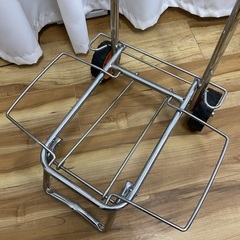 折りたたみ式キャリーカートの画像