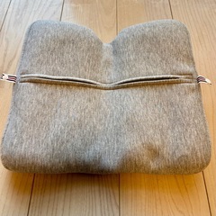 【美品】美姿勢サポートクッション JIMU fab　の画像