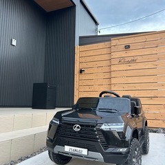 電動乗用ラジコンカー GX550 超大型 二人乗り SUVの画像