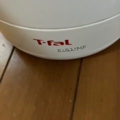 TーfaL電気ポットの画像
