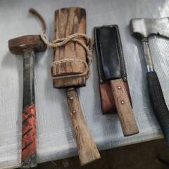 キャンプ斧、ナタ，小刃物、ハンマー等4個まとめての画像