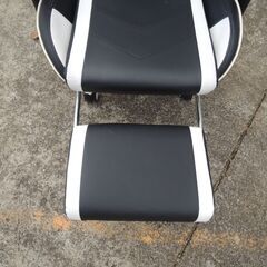 △GTRACING　ゲーミングチェア　ハイバック　オットマン付き　クッション付き/管理番号4225の画像