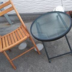 折り畳みテーブル&椅子 の画像