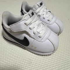 NIKE adidas 12cmスニーカーの画像