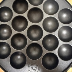 【美品】 たこ焼き機 和平フレイズ 18穴 丸型
の画像