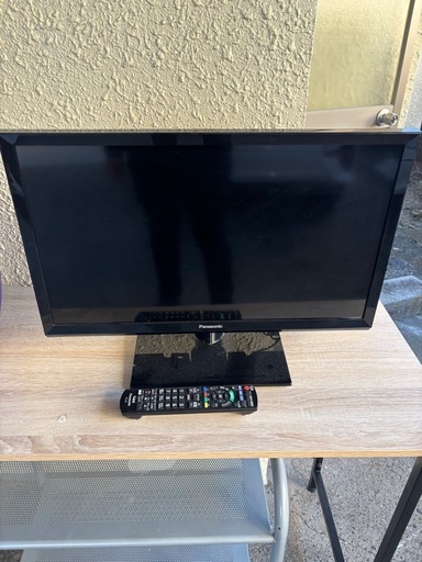 テレビ24型Panasonic2024年製