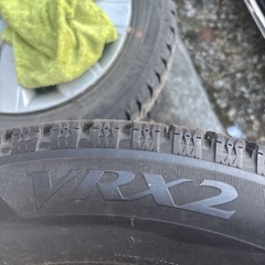 215/55R17 VRX2 スタッドレスの画像