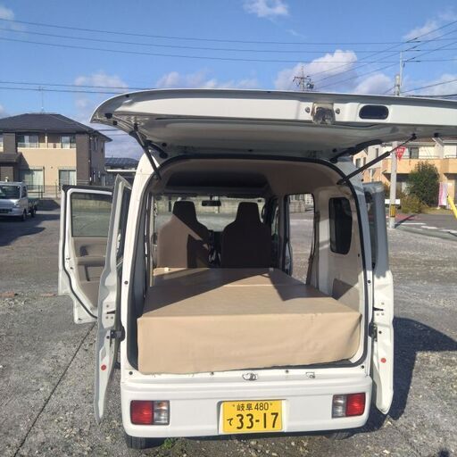 スズキエブリイ　車中泊用ベッド