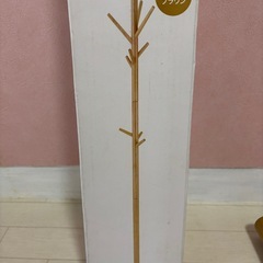 ニトリ簡単組み立てポールハンガーの画像