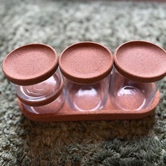 IKEA 　ふた付き容器の画像