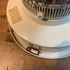 開放式石油ストーブ　kra-85c ストーブ　　空調家電　ヒーターの画像