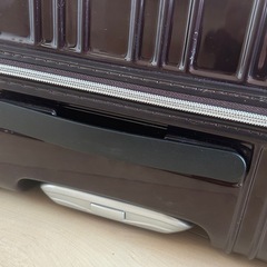 スーツケース 東急ハンズ hands＋　81L  
軽量  完動品　鍵付き　コマ交換可能タイプの画像