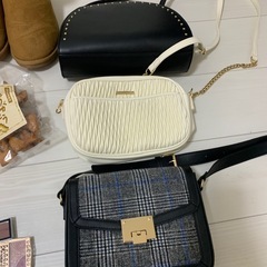レディース　バッグ他　日用品　の画像