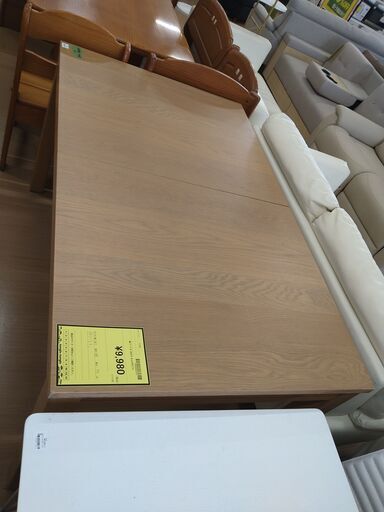 リユースのサカイ浦和店 【F371】★テーブル IKEA BJURSTA