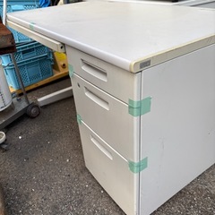 事務所テ-ブルの画像