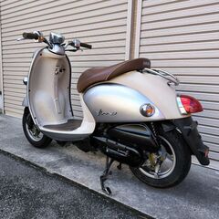 ビーノ 4ストモデル シルバー 銀色 原付 バイク 関西外大近くの画像